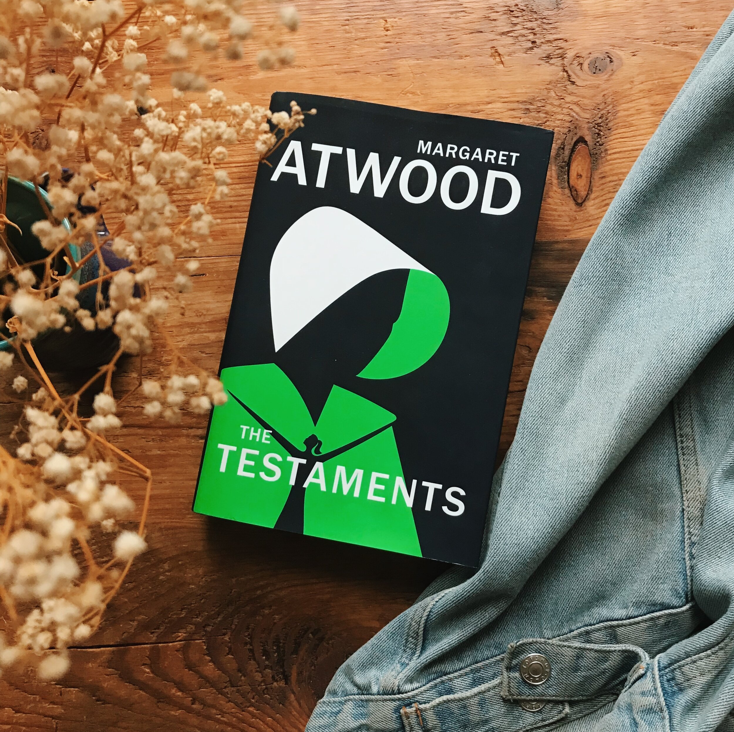 Podcast Guest Episode | The Testaments on the Vintage Podcast